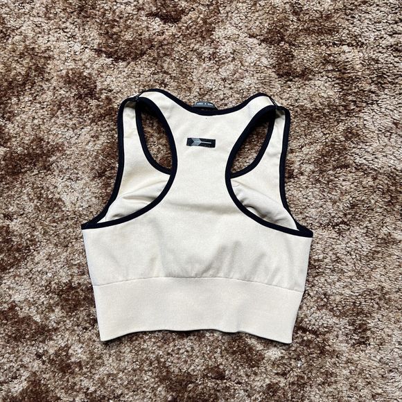 Oiselle Sports Bra Women's Size Small Tan - Picture 5 of 7